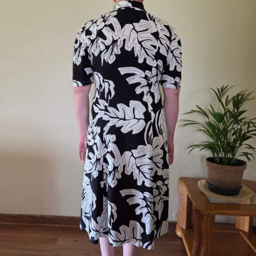 Size 16 Black and White Viscose Fit and Flare Dress